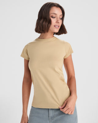 T-shirt Capri para Mulher Ajustada 170 GSM