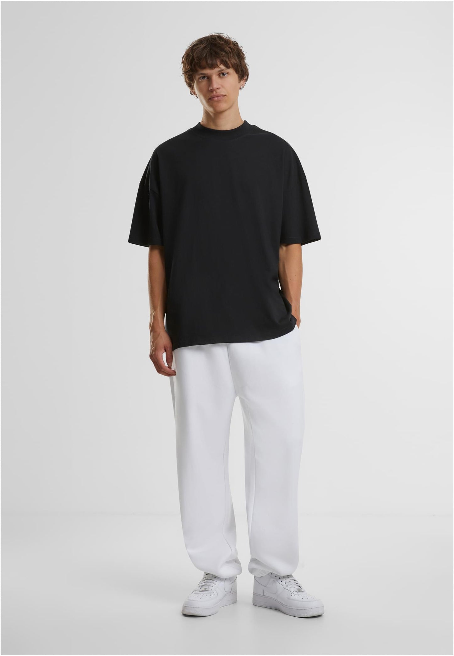 Fluffy Sweatpants 330 GSM