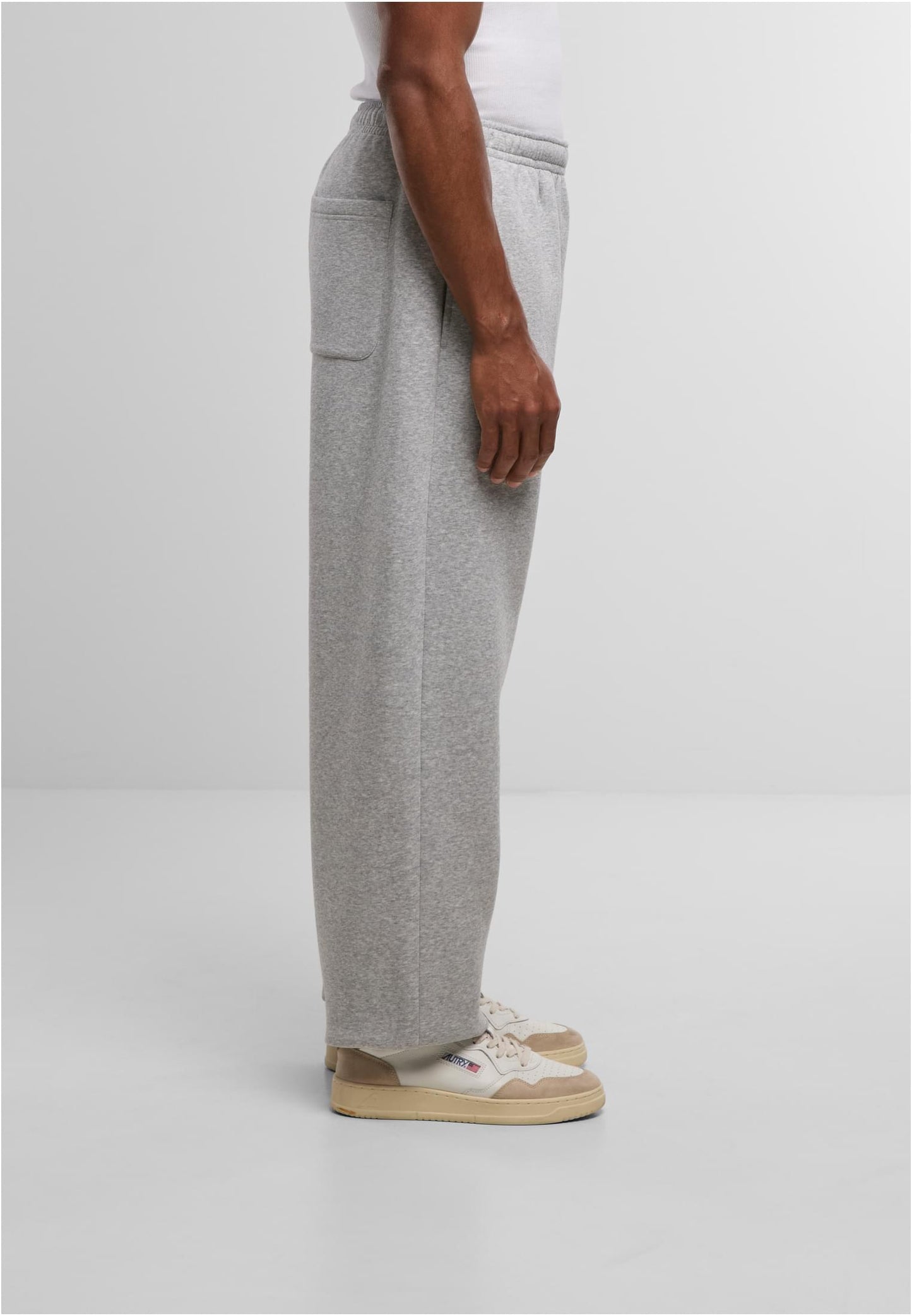 Fluffy Sweatpants 330 GSM